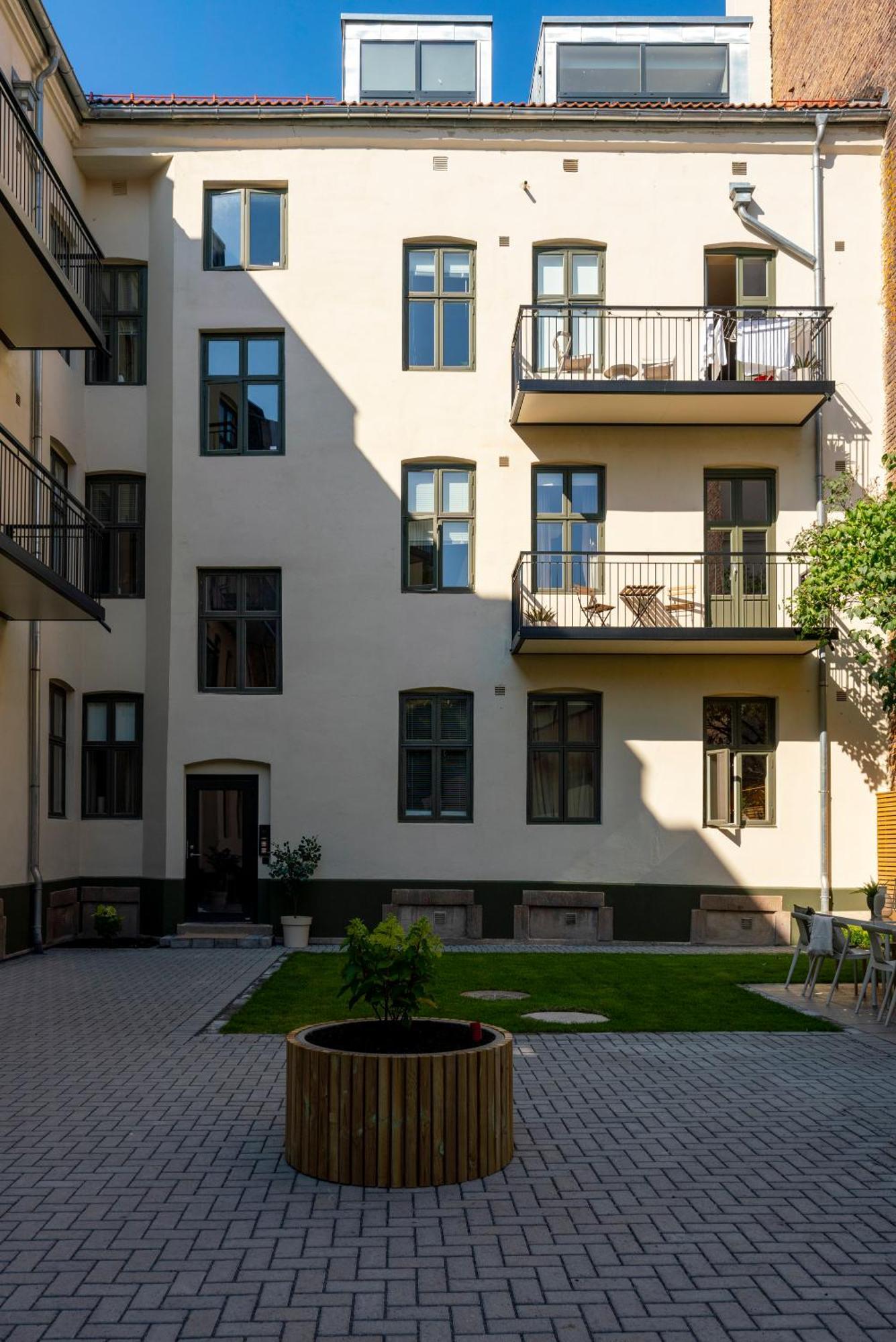 Dinbnb Apartments Gruenerlokka I 2-Bedroom With Double Queen Room & Balcony Oslo Exterior photo